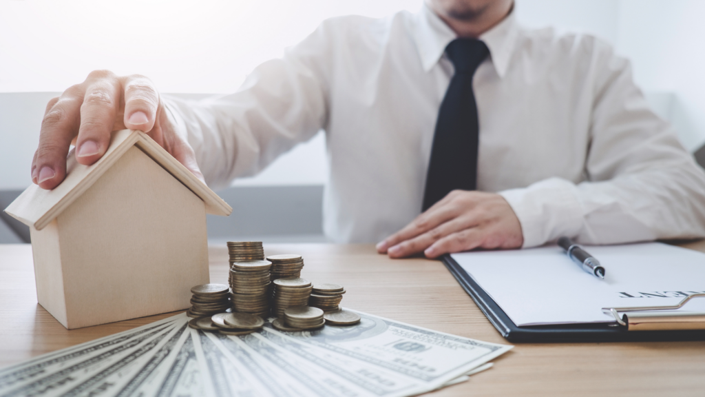 Agent specializing in cash home sales